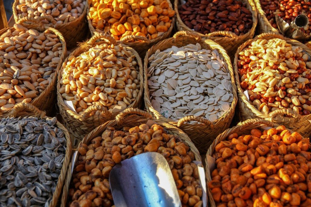 ارسال عمده خشکبار به سراسر کشور