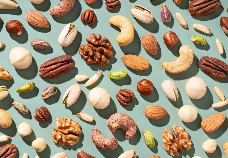 تفاوت خرید آجیل آنلاین و حضوری| کدام بهتر است؟