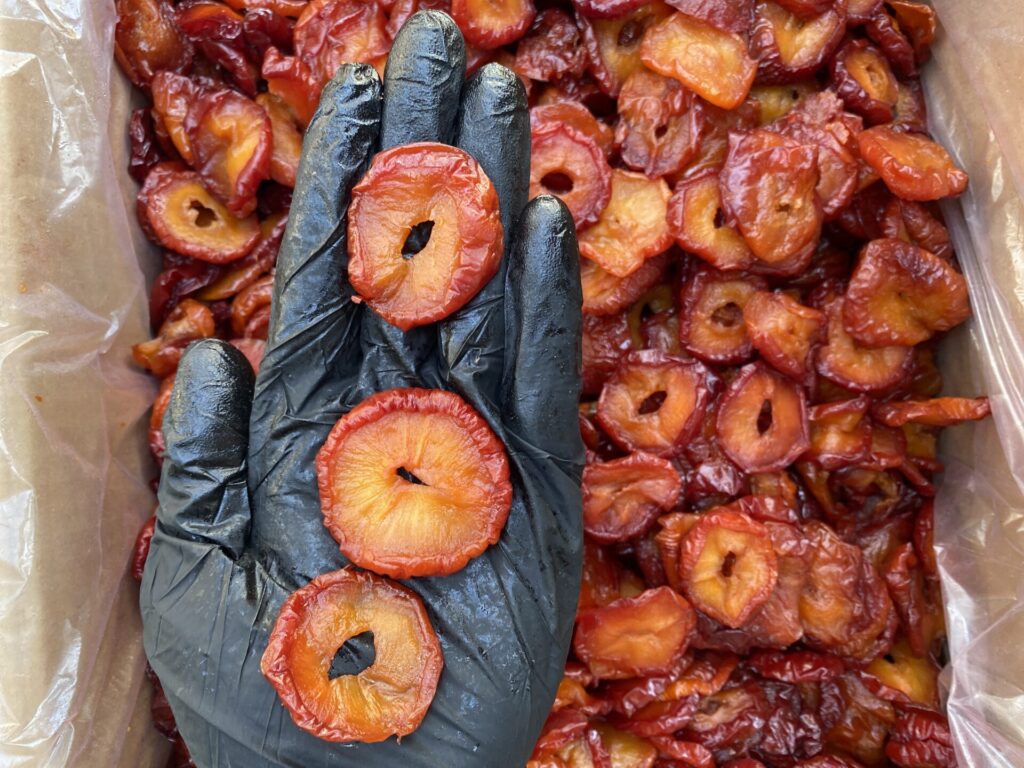 مضرات مصرف زیاد آلو شابلون