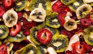 راهنمای خرید میوه خشک با کیفیت؛ نکات مهم انتخاب